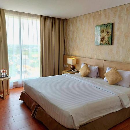 Days Hotel & Suites By Wyndham Jakarta Airport Tangerang Buitenkant foto