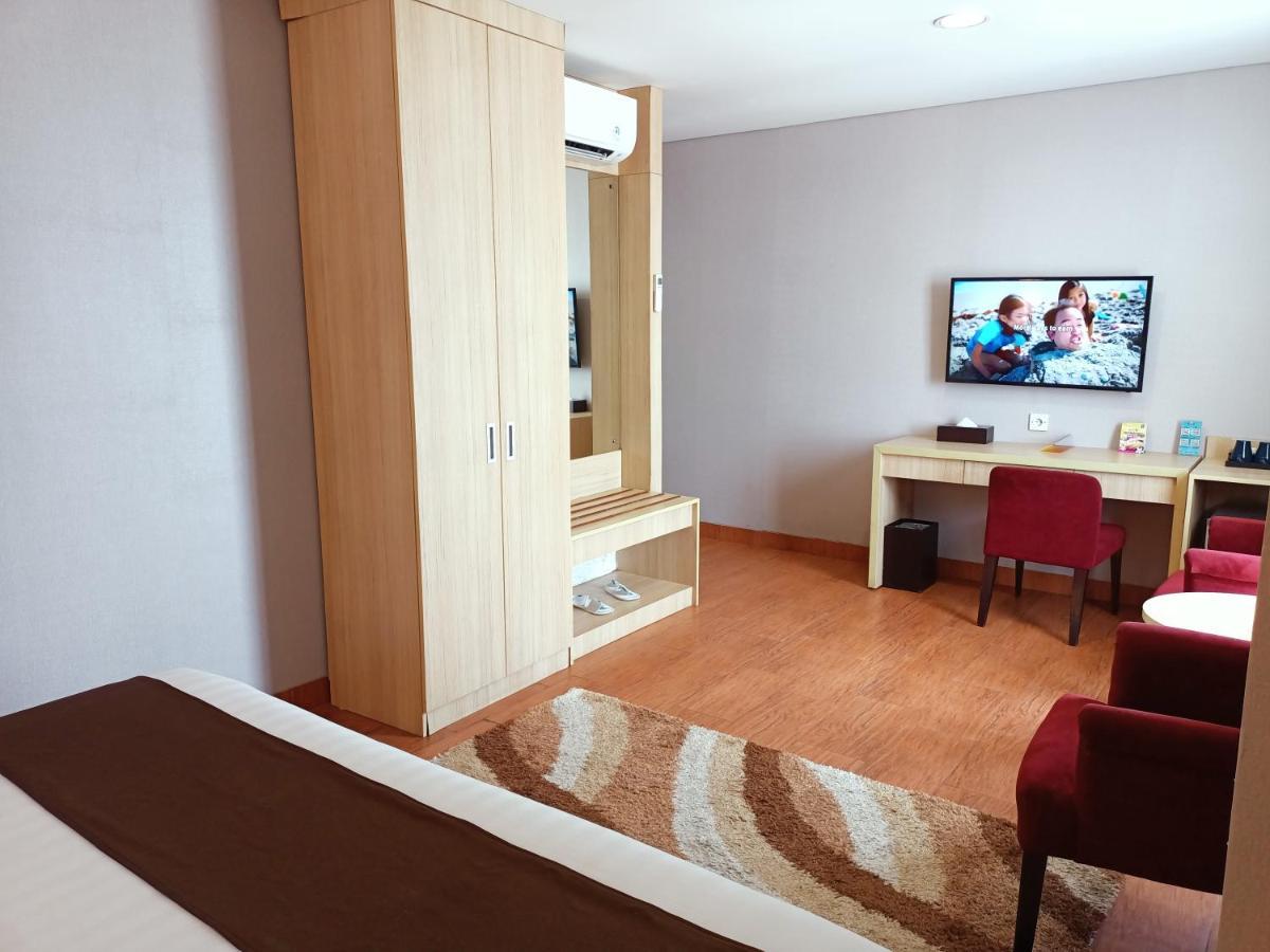 Days Hotel & Suites By Wyndham Jakarta Airport Tangerang Buitenkant foto