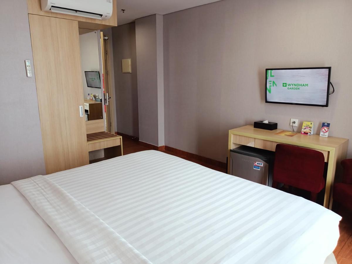 Days Hotel & Suites By Wyndham Jakarta Airport Tangerang Buitenkant foto