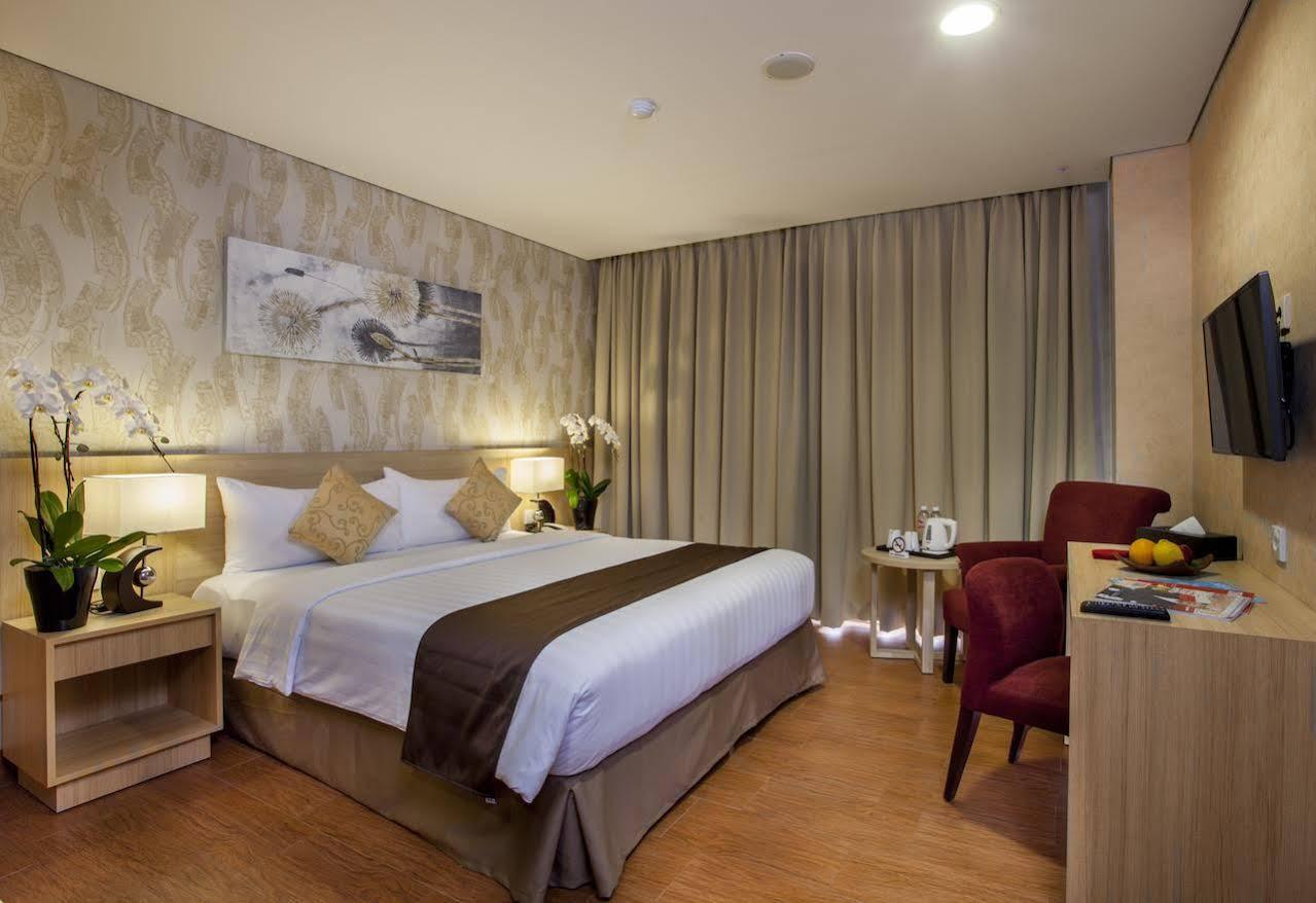 Days Hotel & Suites By Wyndham Jakarta Airport Tangerang Buitenkant foto